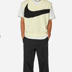 Swoosh Sweater Vest Coconut Milk
